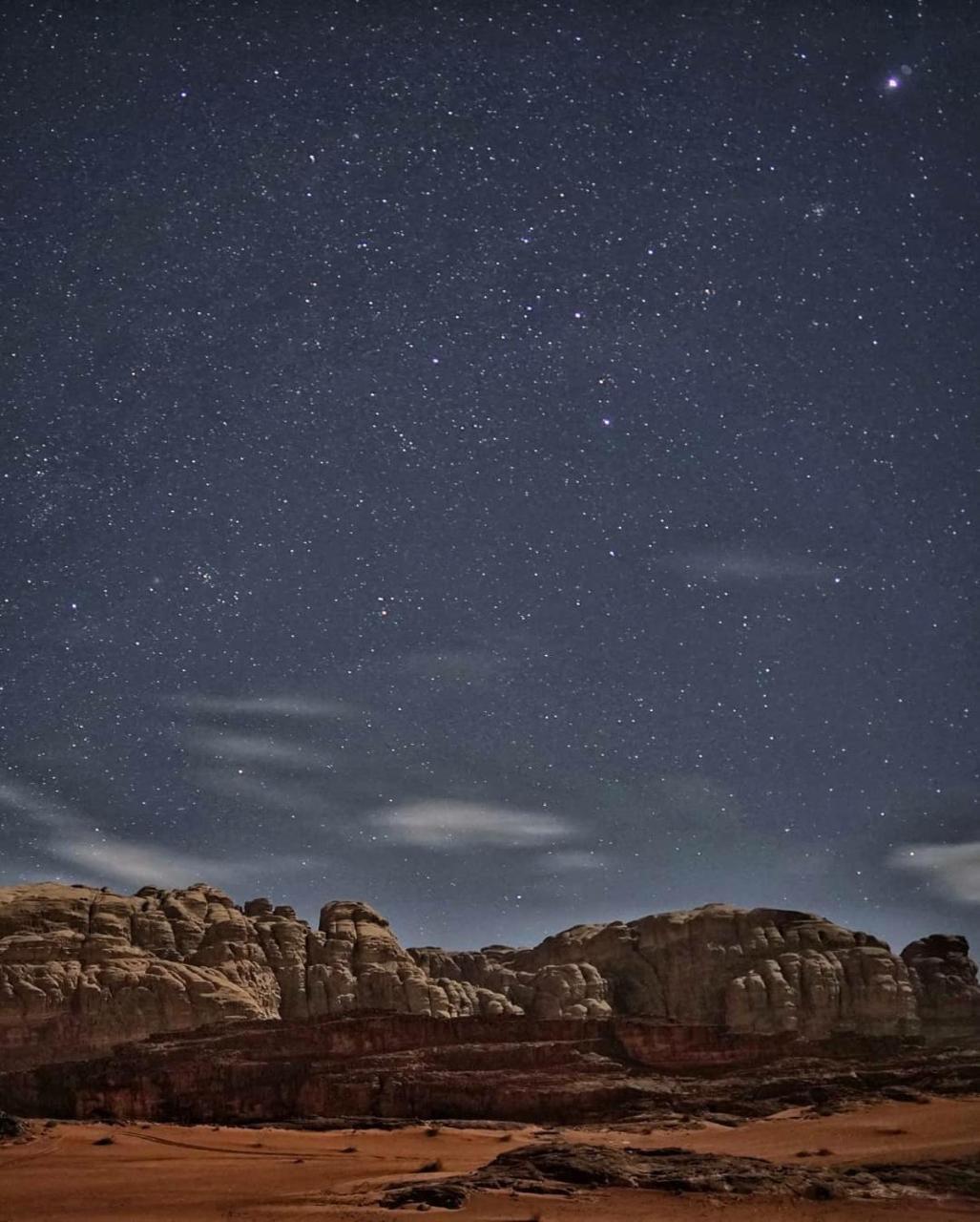 ホテル Wadi Rum Al-Omar エクステリア 写真